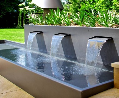 Pulverbeschichtetes Becken mit Pflanzbereich