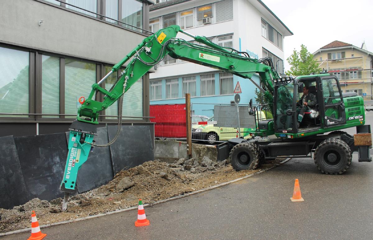 Stundenlanges Hämmern mit dem Kompressor ist Vergangenheit
